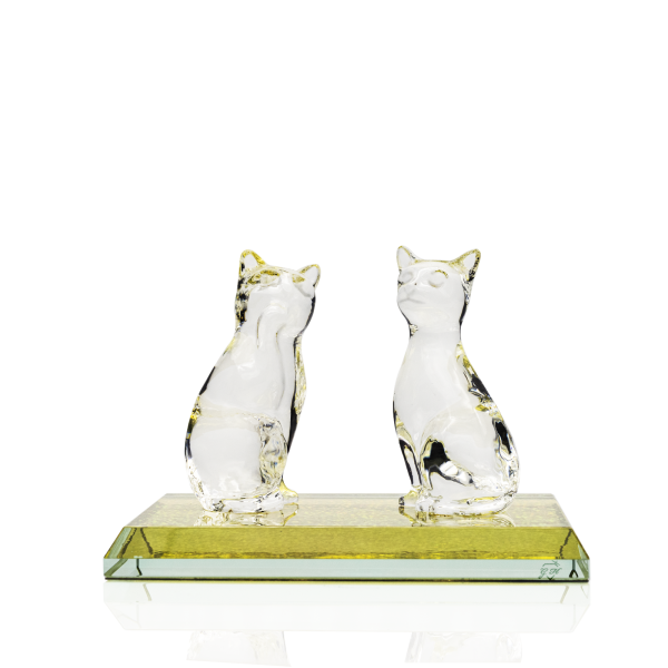 Couple Cat Figurine